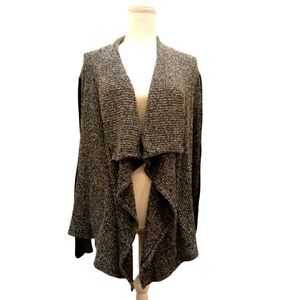 CHARMING CHARLIE black and white long sleeve cardigan (M)